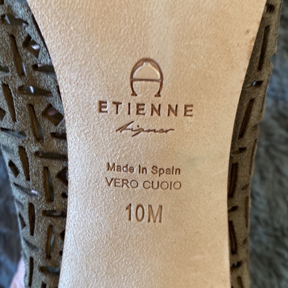 Suede Leather Cutout Design Ankle hi Peep Toe Heel - Picture 7 of 7